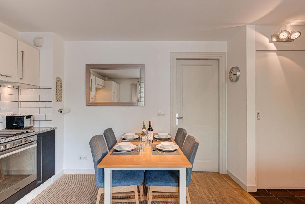 Apartment Cosmiques - Alpes Travel - Central Chamonix - Sleeps 4 Eksteriør billede
